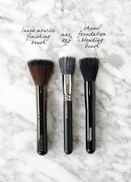 Best Skunk Brushes Laura Mercier Mac And Chanel Top Makeup Brushes Top Makeup Products Makeup Brushes