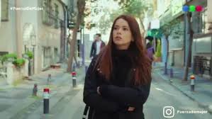 Sirin en fuerza de mujer, por telefe (captura tv). Quien Es Seray Kaya Sirin La Villana De Fuerza De Mujer Tiene 30 Anos Es Maquilladora Profesional Y Estaria De Novia Con Un Actor Turco Que Sufre Sindrome De Asperger Para Ti