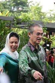 He served on the national operation council, which exercised. Abdullah Ahmad Badawi Wikiwand