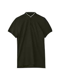 0 Pamuklu Kumastan Uretilmis Duz Renkli Polo T Shirt Rahat Kesim Hakim Yaka Iki Dugmeli Patlet Kapamali Kisa Kollu Ve Yanlari Yirtmacli Etek Ucu