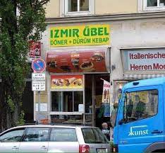 Während am 11.juni 2021 also das eröffnungsspiel türkei gegen italien ausgetragen wird, soll der europameister 2020 einen monat später, also am 11.juni 2021 im londoner wembleystadion gekrönt werden. Turkei Lustig Witzig Spruche Bild Bilder Turkischer Imbiss Izmir Ubel Witze Lustig Izmir Lustige Bilder