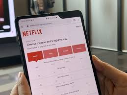 Netflix plans and prices detailed 2019. Malaysians Can Watch Netflix Anywhere For Rm17 Month Soyacincau Com
