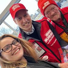 Prince William spotted selling Big Issues in Tesco