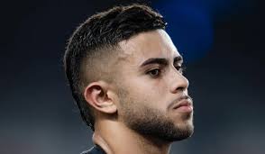 Hebert Sousa derrota italiano e garante medalha no Mundial de Boxe na  Rússia