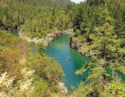 It drains a rugged area of the pacific coast ranges west of the siskiyou mountains just south of the oregon border and north of the watershed of the klamath river. Six Rivers National Forest Smith River National Recreation Area