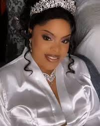 Ms Kerry Berry| Wig Specialist (@lacediva) • Instagram photos and videos