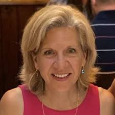 Happy to share my recent promotion to an Account Manager in Commercial  Sales at DocuSign. I want to thank everyone that helped me grow  professionally this past year and who taught me