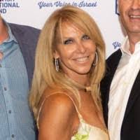 Marcy Shapiro's Instagram, Twitter & Facebook