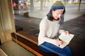 Untuk kerja full time, biasanya pemberi kerja menetapkan 48 jam per minggu sebagai waktu kerja karyawannya. 7 Kerja Part Time Untuk Mahasiswa Cara Mencarinya
