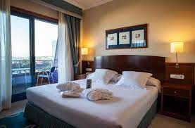 El hotel spa galatea destaca por su buen servicio de limpieza , y tiene disponibilidad para tus fechas desde. Hotel Spa Galatea En Sanxenxo Web Oficial Habitaciones