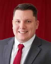 Travis Hendrickson's Instagram, Twitter & Facebook