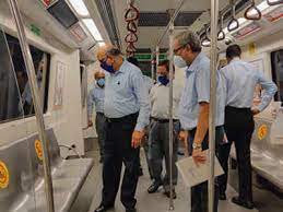 Know the latest updates on delhi metro, metro reopening in india, metro guidelines after lockdown, germ shield for metro here. Lockdown Delhi Metro To Remain Closed Till Further Notice Delhi News Times Of India