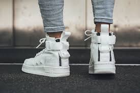 Nike Sf Air Force 1 High On Feet Black Having Made Its Debut In Black Nike S Sf Air Force 1 Mid Is Tapping The Opposite End Of The Spectru Nike Shoes Air Force All White Sneakers Sneakers Fashion