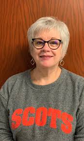 Meet the Scots! We love highlighting our amazing faculty and staff. This  week meet (or catch up with!) Marti Carwile! #ItsGreatToBeAScot 🔴 What do  you do at Monmouth? How long have you