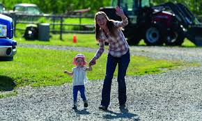 With amber marshall, shaun johnston, michelle morgan, graham wardle. Amber Marshall Cowgirl Magazine