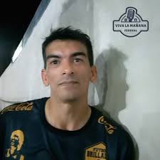 ¡LO QUE JUEGA ESTE MUCHACHO EH, EL GRAN PABLO LAGOS!👏, @lagoos_pabloo y el  fútbol que nos gusta. , Figura de su equipo Brilladur, haciendo jugar y  metiendo varios de los goles, mostrando además su ...