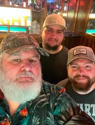 Can you photoshop my dad with me and my kids?