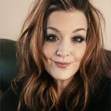 Donna Hyson's Instagram, Twitter & Facebook