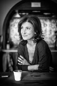 Black And White Woman Drinking Coffee Black White Woman Portrait Intimate Portrait Of Woman Drinking Morning Coffee Photographie Intime Portrait D Affaires Portrait Sombre