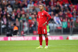 „davon muss man ausgehen, antwortete der trainer in einem „kicker. 90plus Fc Bayern Liverpool Trainer Klopp Segnet Kauf Von Thiago Ab 90plus