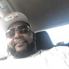 퇴근 후 휴식을 취하기 위해 무엇을 하고 싶으세요? 나는 폴아웃 76 플레이를 좋아한다.