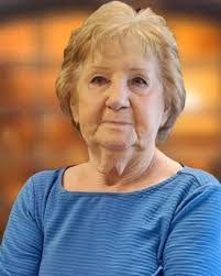 Mindy Nelson's Instagram, Twitter & Facebook