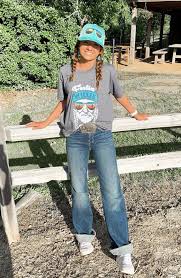 Pin By Stella Oland On R A N C H Y Casual Country Outfits Western Style Outfits Country Style Outfits