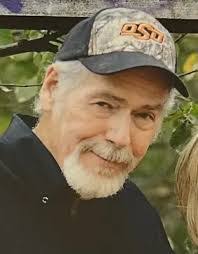 Elsa Riddle's Instagram, Twitter & Facebook