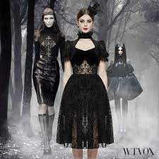 This site has reproductions of victorian clothes in plus sizes! 21 Best Goth Clothing Brands For All Budgets In 2021