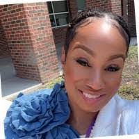 Farrah Edwards's Instagram, Twitter & Facebook