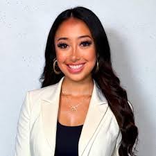 Bethany Nguyen's Instagram, Twitter & Facebook