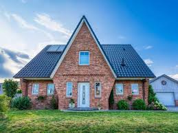 Das haus lemke, ein backsteinflachbau mit großen fe. Bauunternehmen Lemke Bau Stade Buxtehude Hamburg Und Mehr