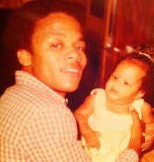 ✨FATHER'S DAY✨ Happy Father's Day!! Just had the best dinner with the man  who keeps me laughing. Dad, I love you beyond words & appreciate you! Every  laugh we've shared, every hard