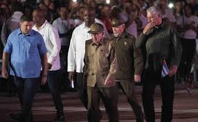 Ligan a nieto de Raúl Castro con mafia cubana en México, revela el New York Times; la red se dedicaba al tráfico de personas