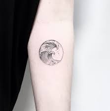 50 Perfectly Tiny Tattoos That Can Be Covered Or Shown At Will Tiny Tattoos Pisces Tattoos Body Art Tattoos It is also a clear expression of small tattoos for men. pisces tattoos body art tattoos