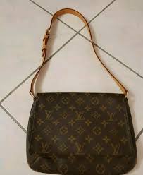 42 artikel zu haben ab 496 €. Louis Vuitton Umhangetasche Tango Original Koll 2000 Super Zu In Baden Wurttemberg Backnang Ebay Kleinanzeigen