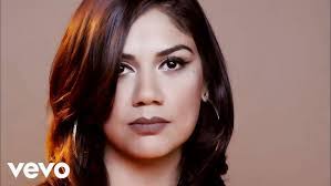 Sandra Deluna's Instagram, Twitter & Facebook