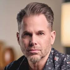 Eric Dearth's Instagram, Twitter & Facebook