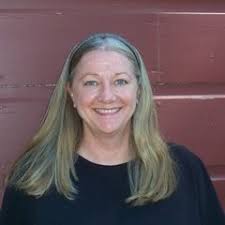 Susan Winje's Instagram, Twitter & Facebook