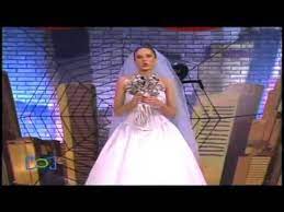 Ladrones no contaron con que asaltaron a familia de un policía que les disparó. Matrimonio Para Alejandra Azcarate Wedding Dresses Prom Dresses Formal Dresses
