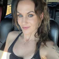 How to collaborate with New Zealand and Australian content creators for  island travel content?