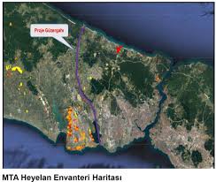 Yılda yaklaşık 43 bin geminin geçtiği i̇stanbul boğazı, en dar yeri 698 metre olan doğal bir su yoludur. Kanal Istanbul