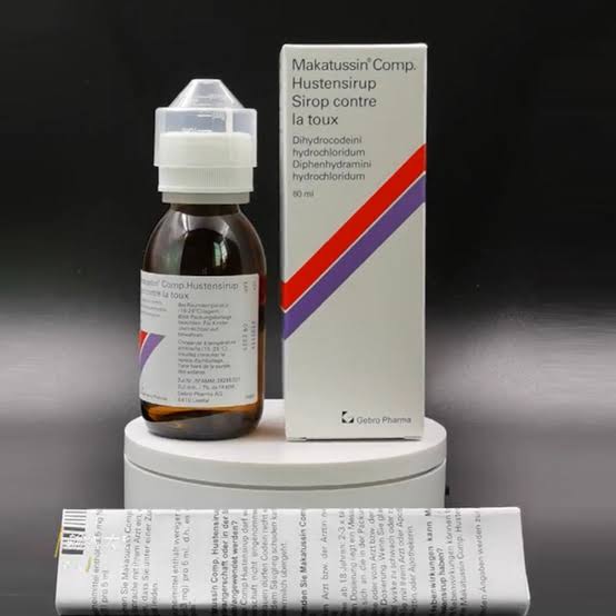 Sirop makatussin 80ml france flacon scelle de qualite superieure sur fond blanc