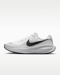 Nike Revolution 8