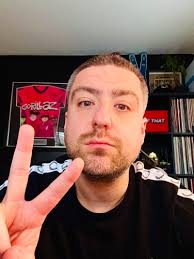 23 facts about me The moment absolutely no one was waiting for: 1: I have  an irrational fear of sweetcorn. Devil's teeth. Get in the bin 🤮 2: I  don't drink tea