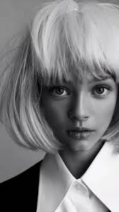 annapavaga #topmodel #actress #ballet annapavaga School ready with❤️  @kenguru_spb Guess what Anna is going to be