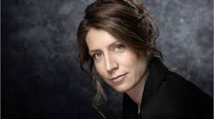 1 251 000 téléspectateurs avec 19% de part d'audience. Qui Est Adele Van Reeth Nouvelle Recrue De Laurent Ruquier Dans L Emission On N Est Pas Couche Femme Actuelle Le Mag