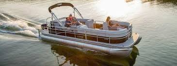 They can be very loud, much louder than inboard engines. 17 Buying Tips For Pontoon Boats Helpful Beginner S Guide