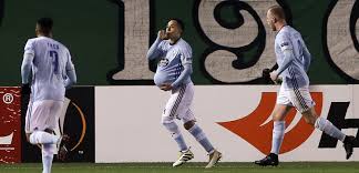 Celta vigo winger fabian orellana has accused coach eduardo berizzo of being very disloyal towards him after being dropped from the squad and orellana has made 113 appearances for celta since joining from granada in 2013. Esposa De Fabian Orellana Berizzo Le Decia Que Era Su Jugador Mas Importante Y En El Unico Que Confiaba La Tercera