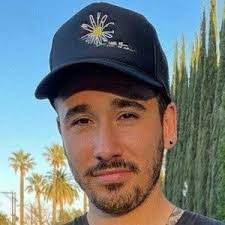 Marcella Hull's Instagram, Twitter & Facebook